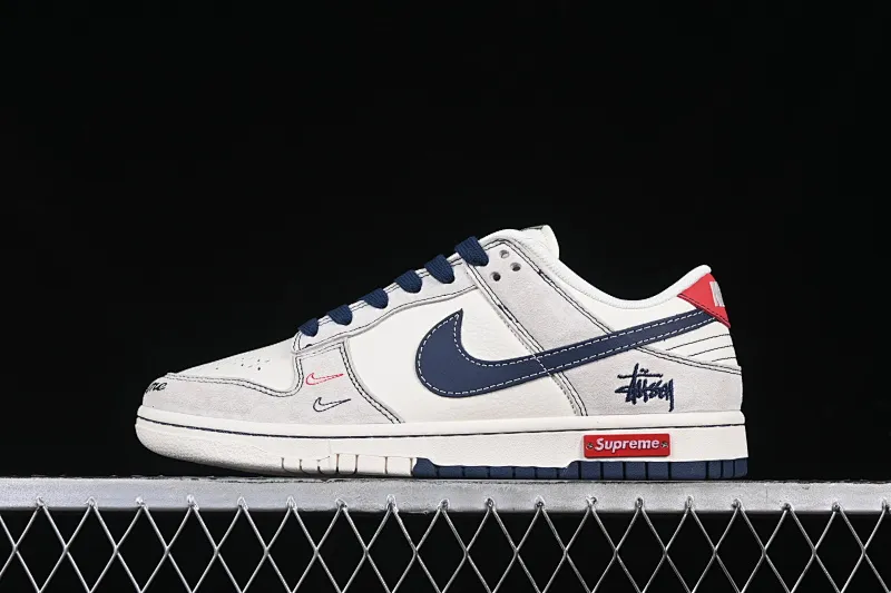 All categories Nk SB Dunk Series Nk SB Dunk Low High-end customized low-top sneakers Nk SB Dunk Low Stusi co-branded embroidered navy blue hook Anniversary high-end customized low-top casual sneakers MM1089-032